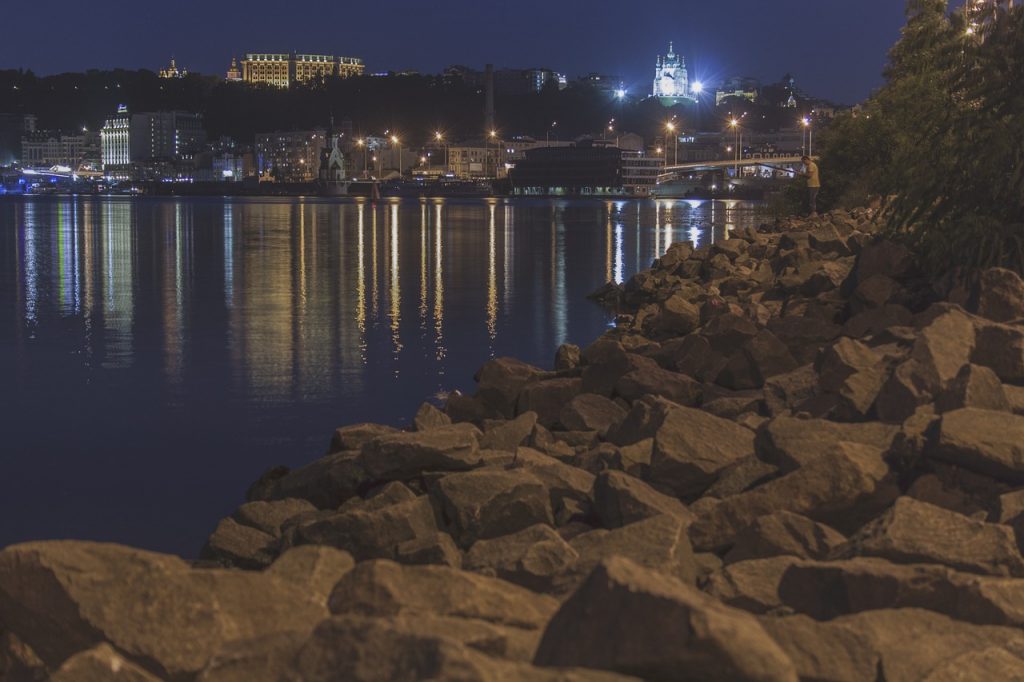 Город Ровно. БРАКИ В УКРАИНЕ